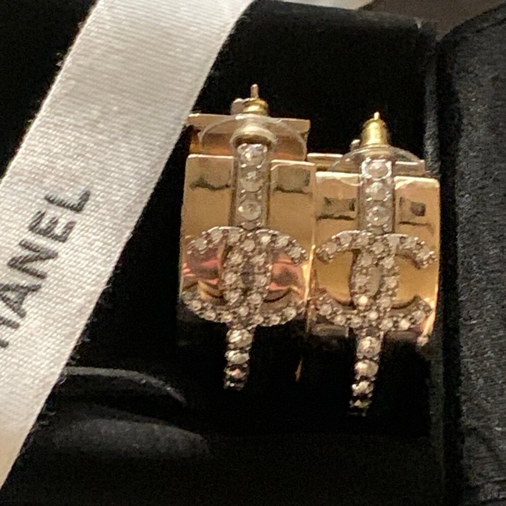 CHANEL Hoop CC Crystal Earrings